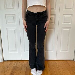 Vintage flared mid rise black jeans